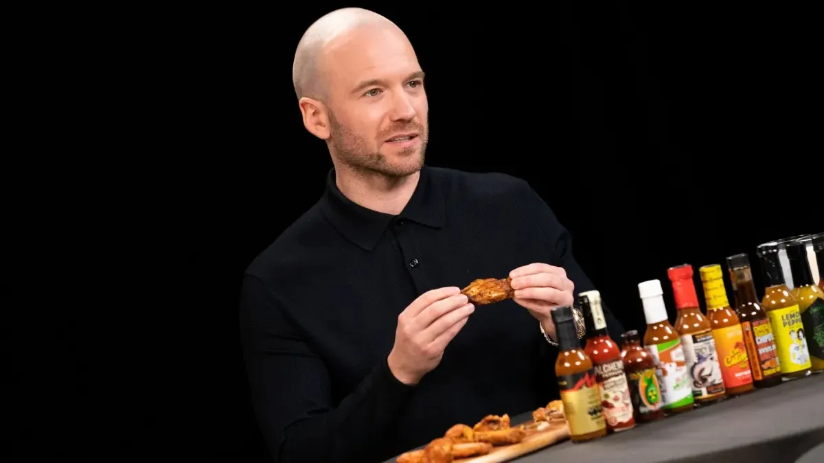 BuzzFeed 出售「Hot Ones」以支援人工智慧是我聽過的最愚蠢的事情