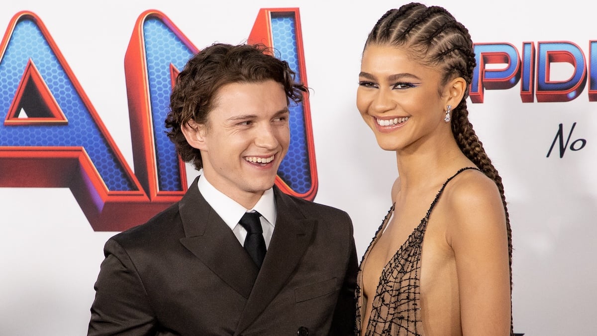 湯姆霍蘭德 (Tom Holland) 與讚達亞 (Zendaya) 的紅毯表演堪稱完美