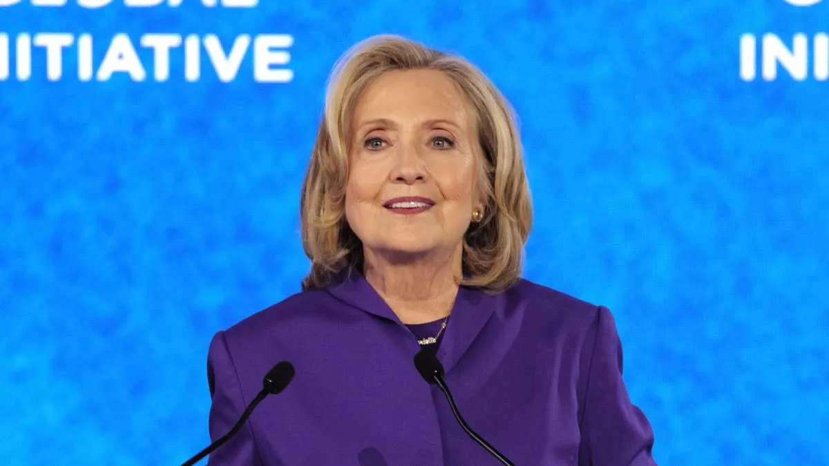 Giá trị tài sản ròng của Hillary Clinton đã được xác nhận