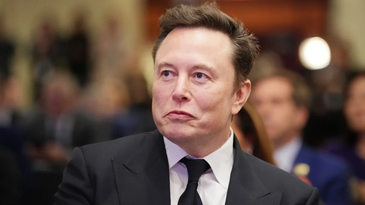 Tổng thống Musk nổi giận vì một người phát trực tiếp trên Twitch chê bai kỹ năng chơi game của ông, điều này khẳng định lý do tại sao nước Mỹ đang tan vỡ